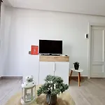 Апартаменты Seaside Vacation Торевьиа